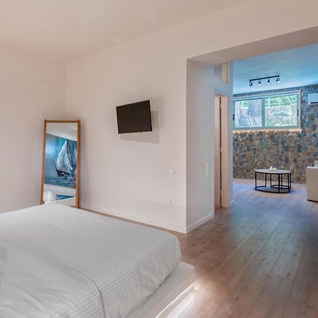 Saronis Suites Saronida Zewnętrze zdjęcie