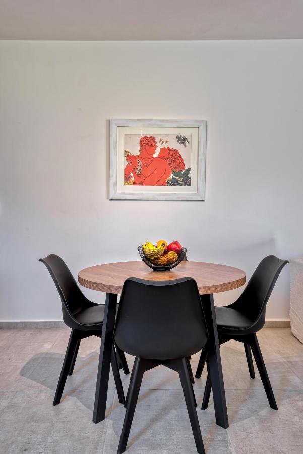 Saronis Suites Saronida Zewnętrze zdjęcie