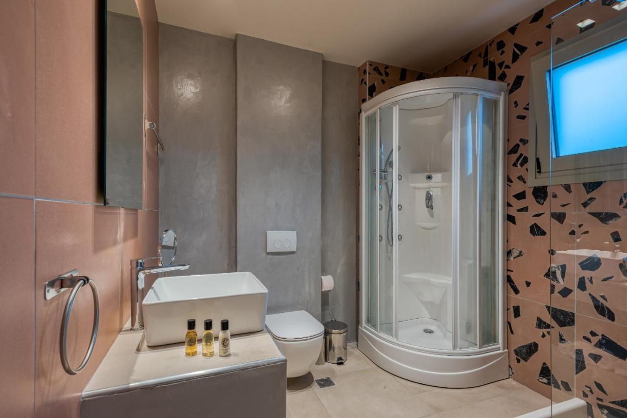 Saronis Suites Saronida Zewnętrze zdjęcie