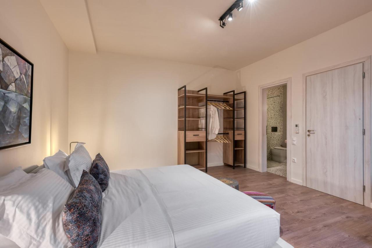 Saronis Suites Saronida Zewnętrze zdjęcie