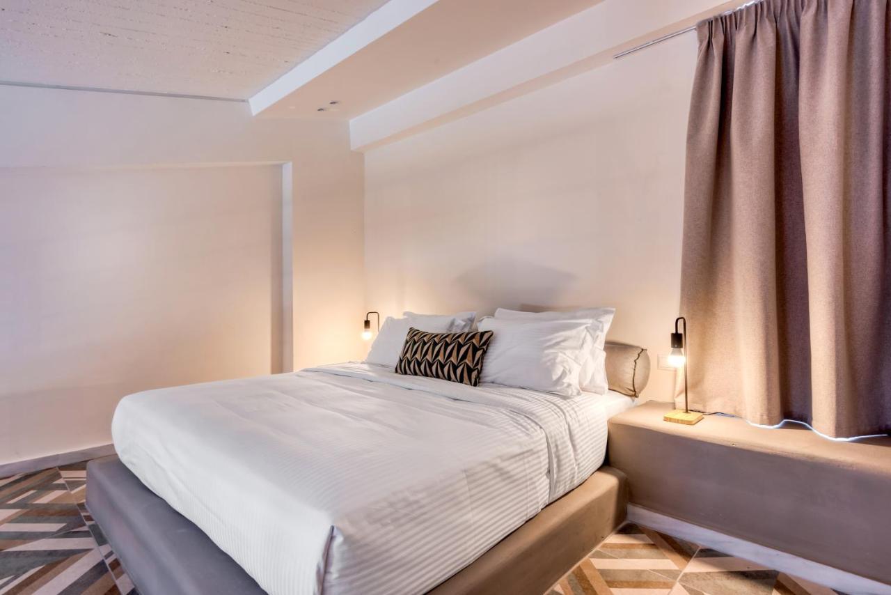 Saronis Suites Saronida Zewnętrze zdjęcie