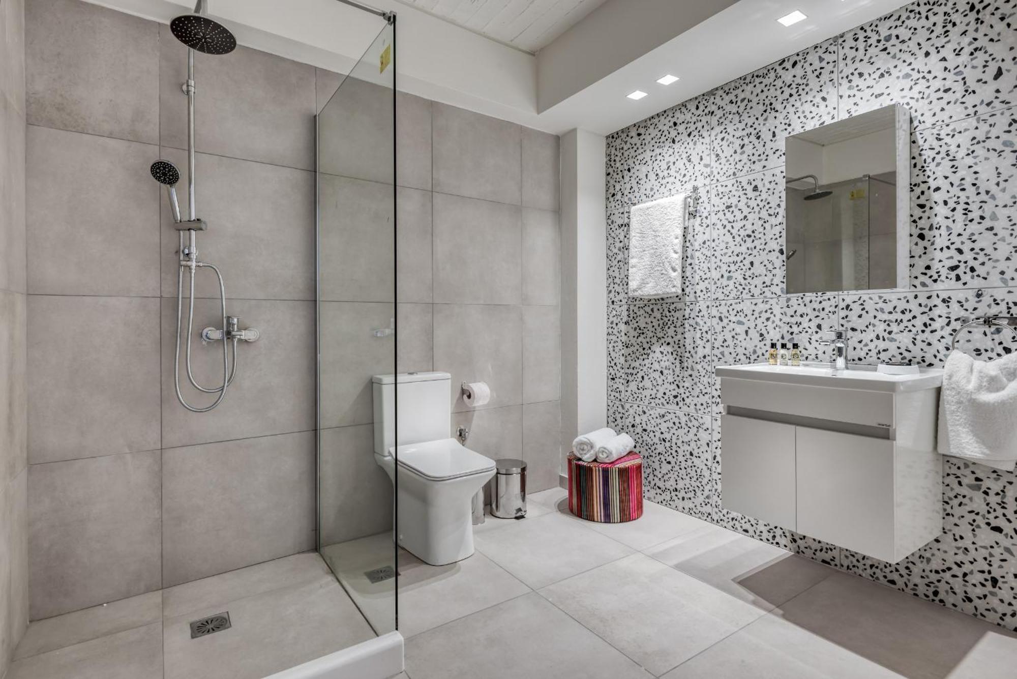 Saronis Suites Saronida Zewnętrze zdjęcie